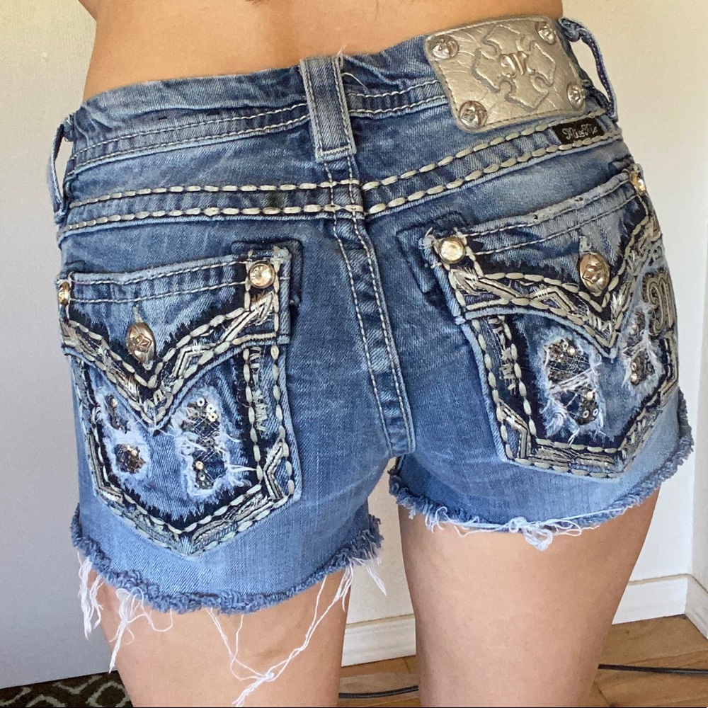 MISS ME SHORTS
